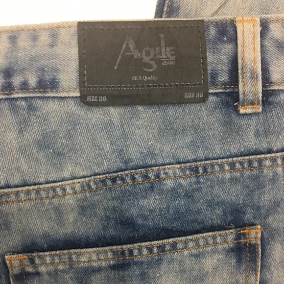 Agile Straight Leg distressed Jeans - Picture 5 of 5